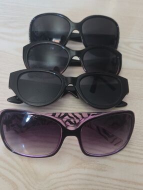 Women's Black and Purple Sunglasses - Fashion Accessories